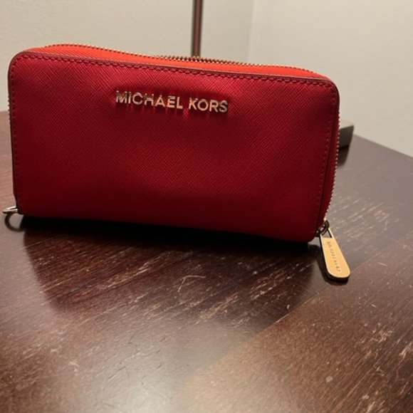 Michael Kors Accessories - Michael Kors Zip large women's wallet